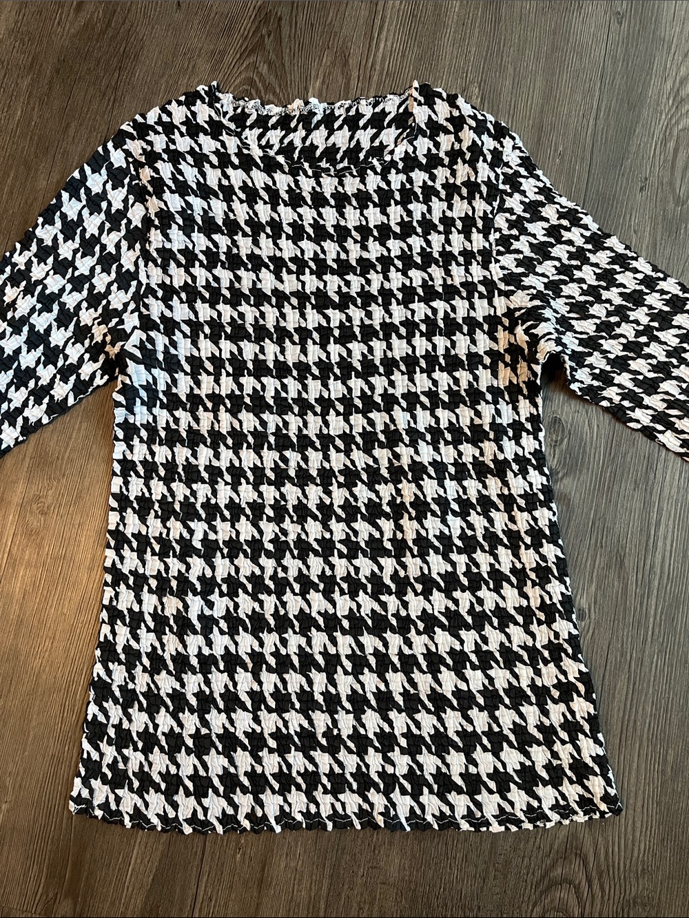 Houndstooth Stretch Top